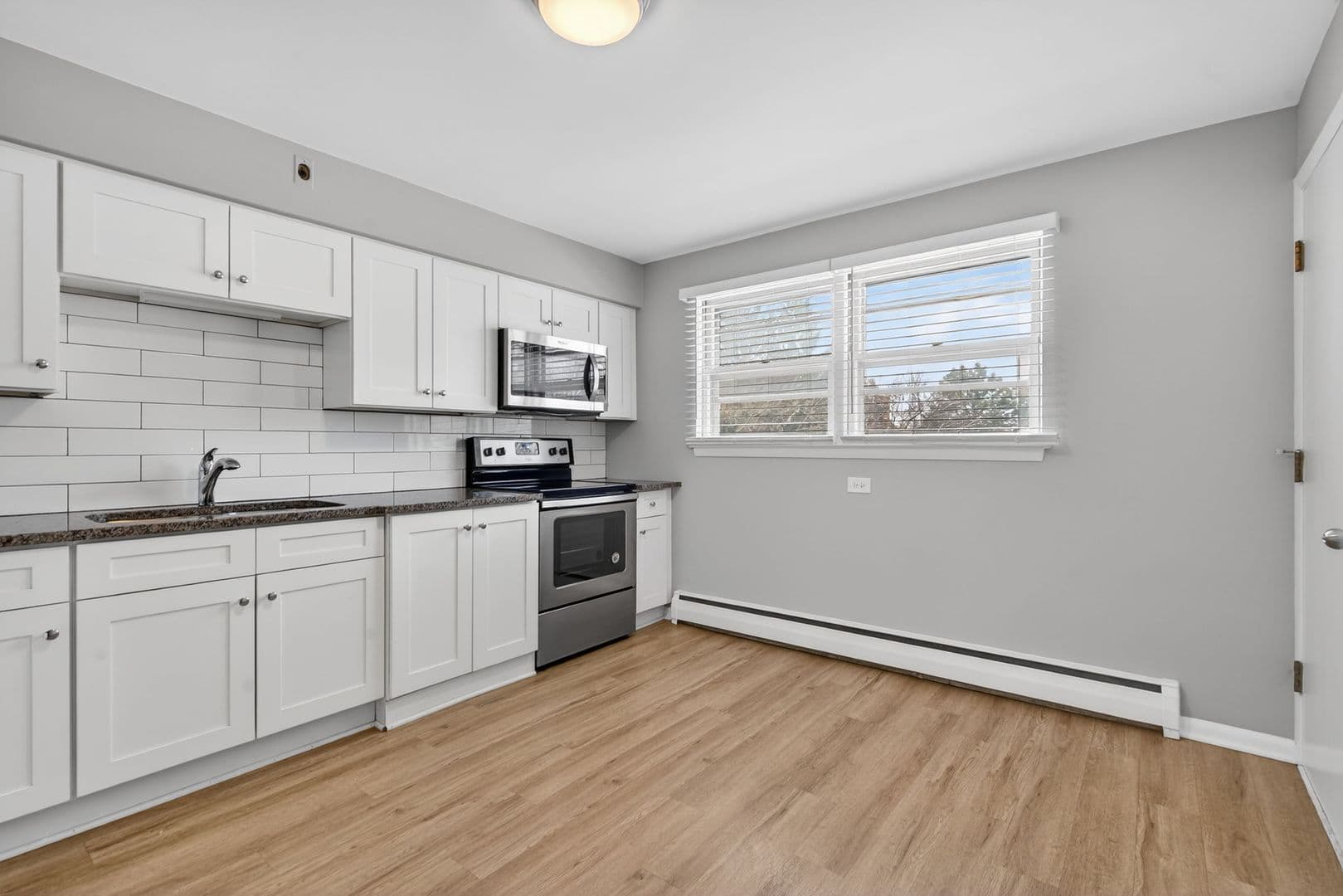 La Grange Apartment: 34-46 S. Kensington Ave.