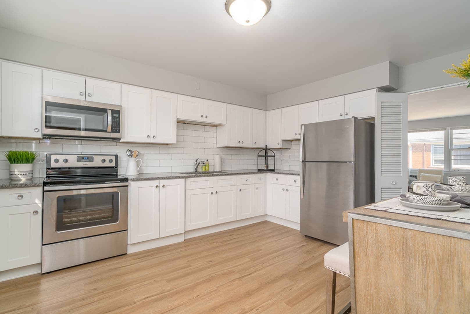 La Grange Apartment: 34-46 S. Kensington Ave.