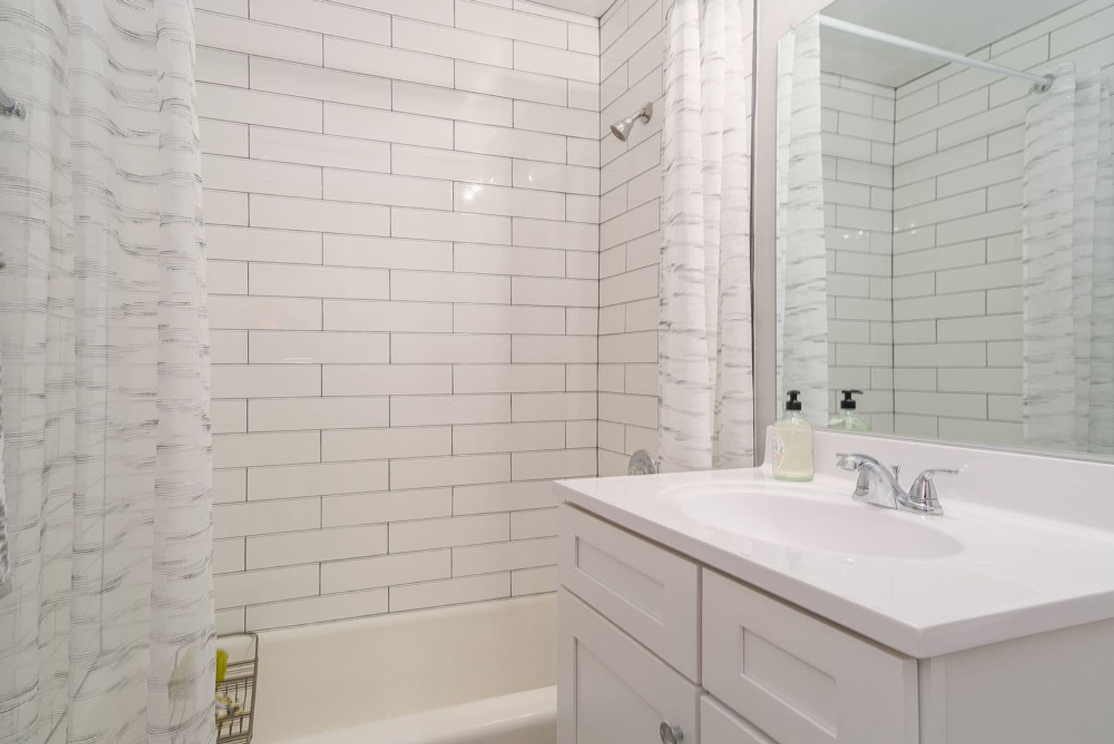 La Grange Apartment: 34-46 S. Kensington Ave.