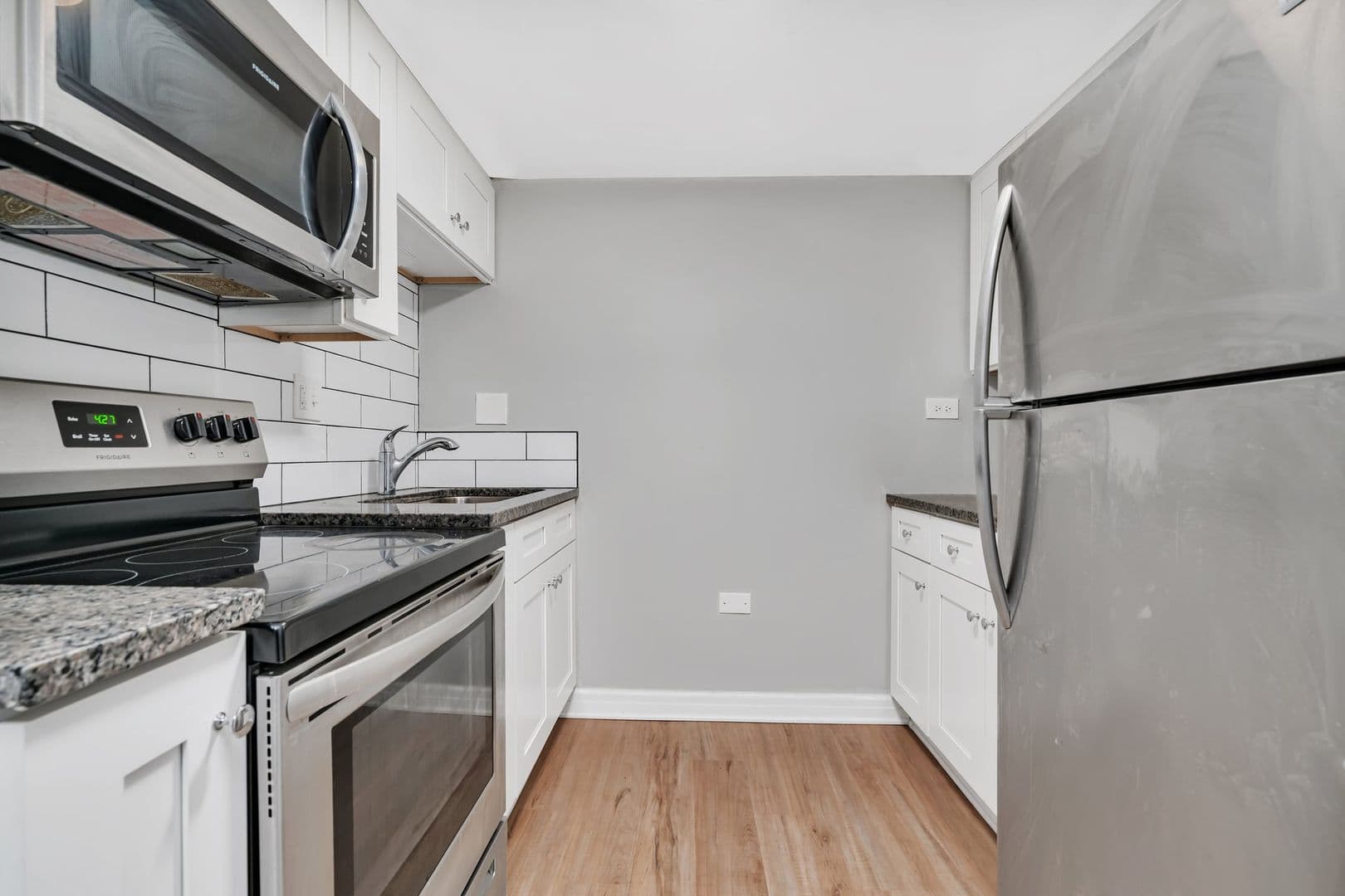 Elmhurst Apartment: 315-329 Kimbell Ave.