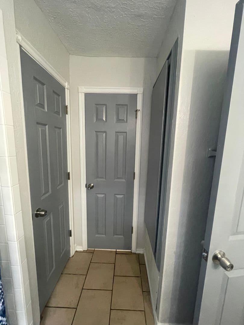 Lawton Apartment: 4033 NW Ozmun Avenue