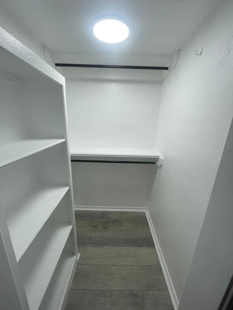 Lawton Apartment: 4033 NW Ozmun Avenue