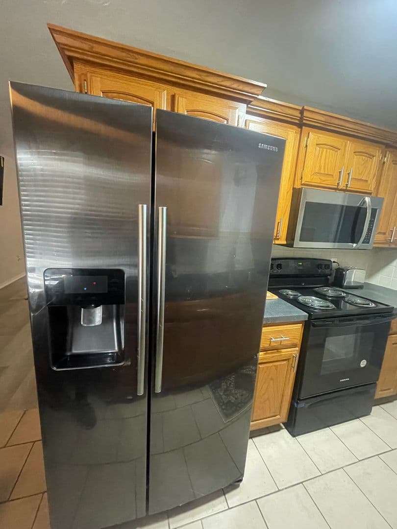 Lawton Apartment: 4033 NW Ozmun Avenue