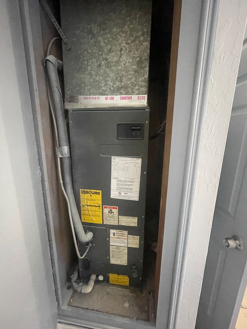 Lawton Apartment: 4033 NW Ozmun Avenue