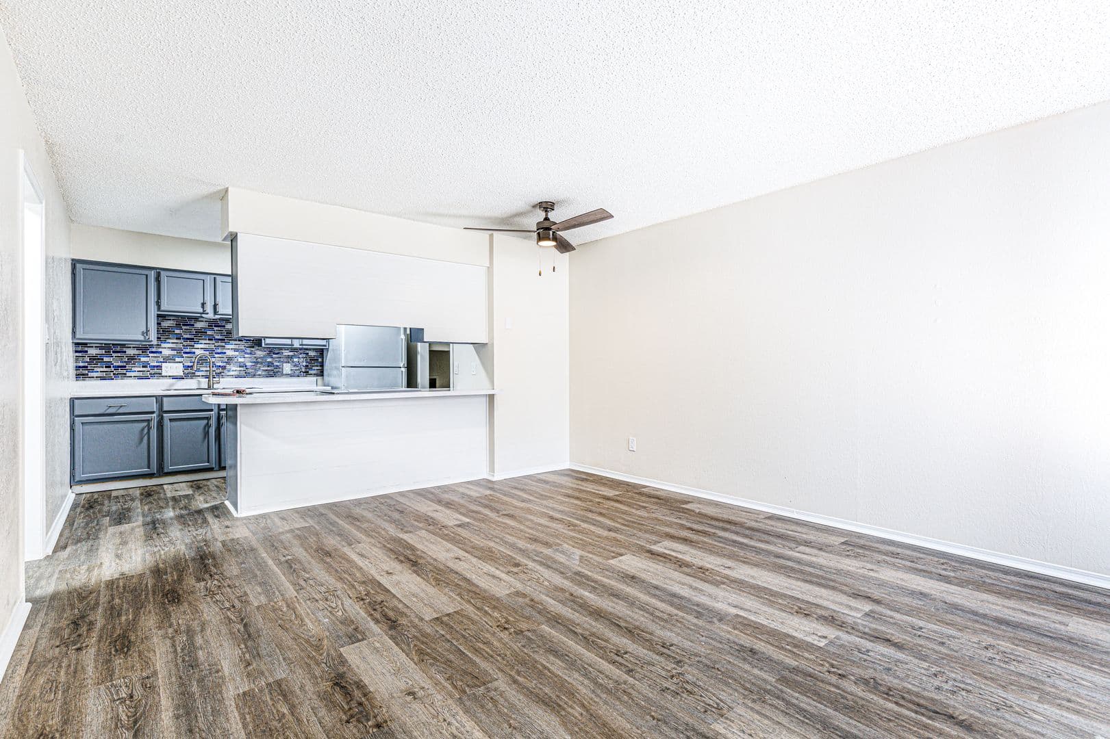 Lawton Apartment: 914 NE Tortoise Dr
