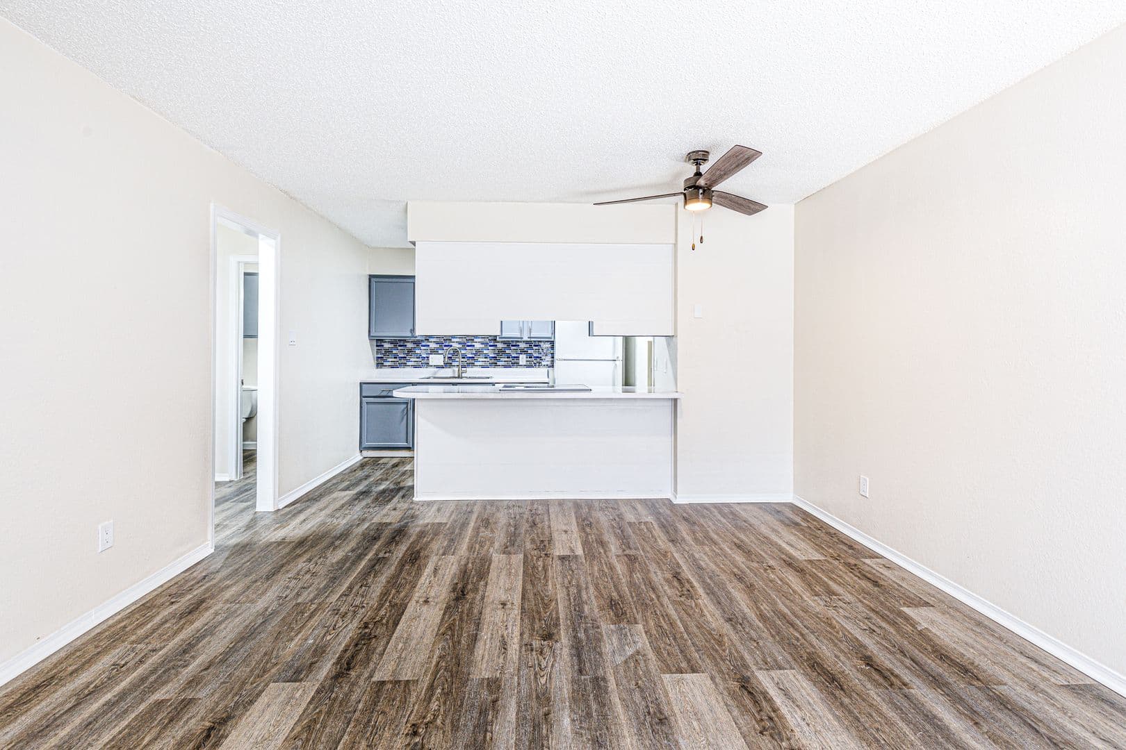 Lawton Apartment: 914 NE Tortoise Dr