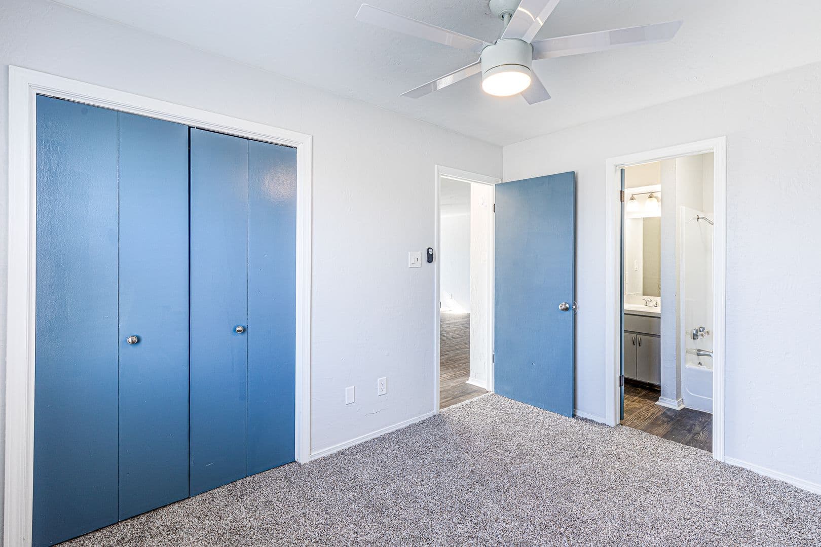 Lawton Apartment: 4038 NW Ozmun Ave - 4038-D