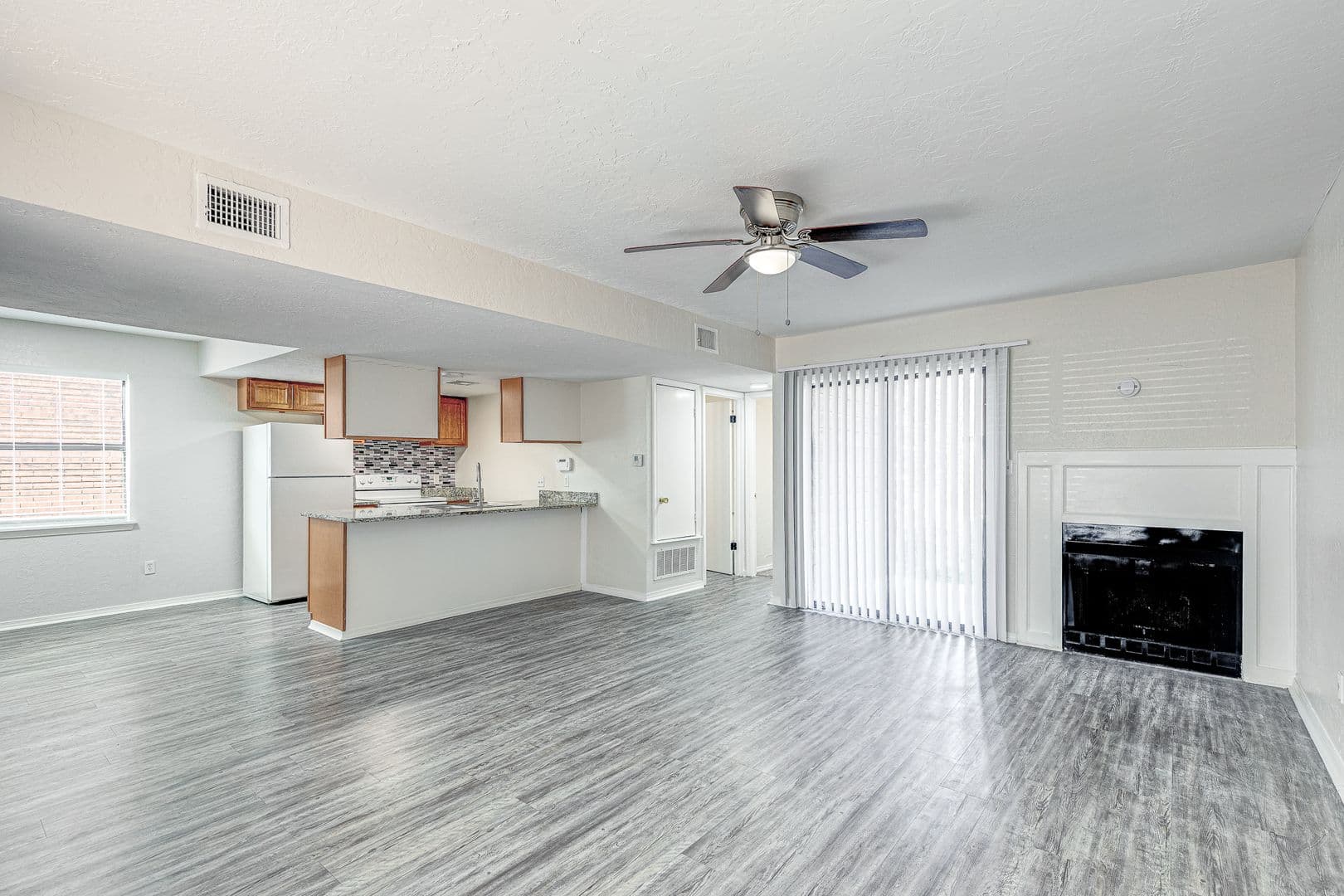 Lawton Apartment: 2902 NW 45th Place