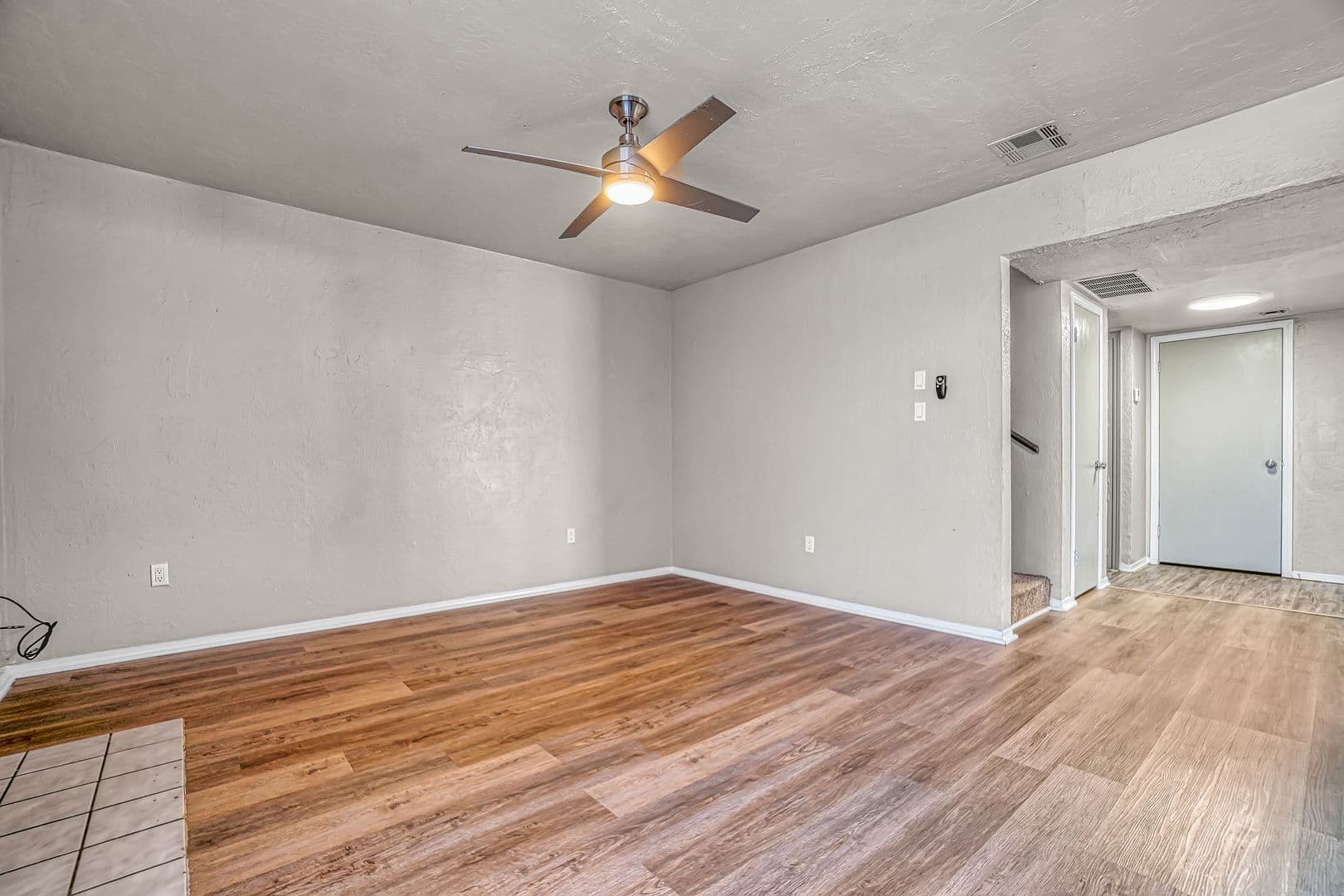 Lawton Apartment: 4021 B NW Ozmun Ave - 4021-B