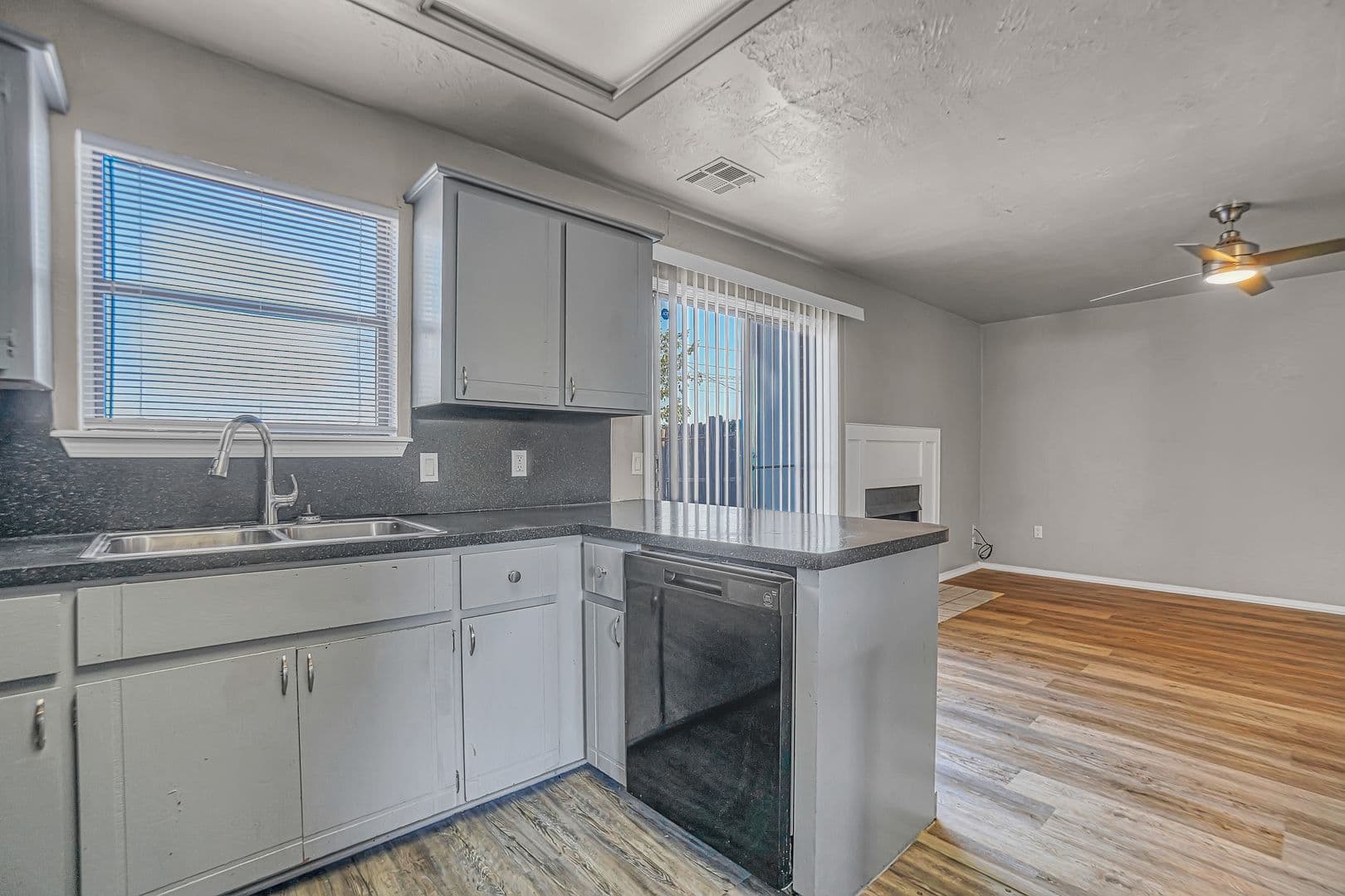 Lawton Apartment: 4021 B NW Ozmun Ave - 4021-B