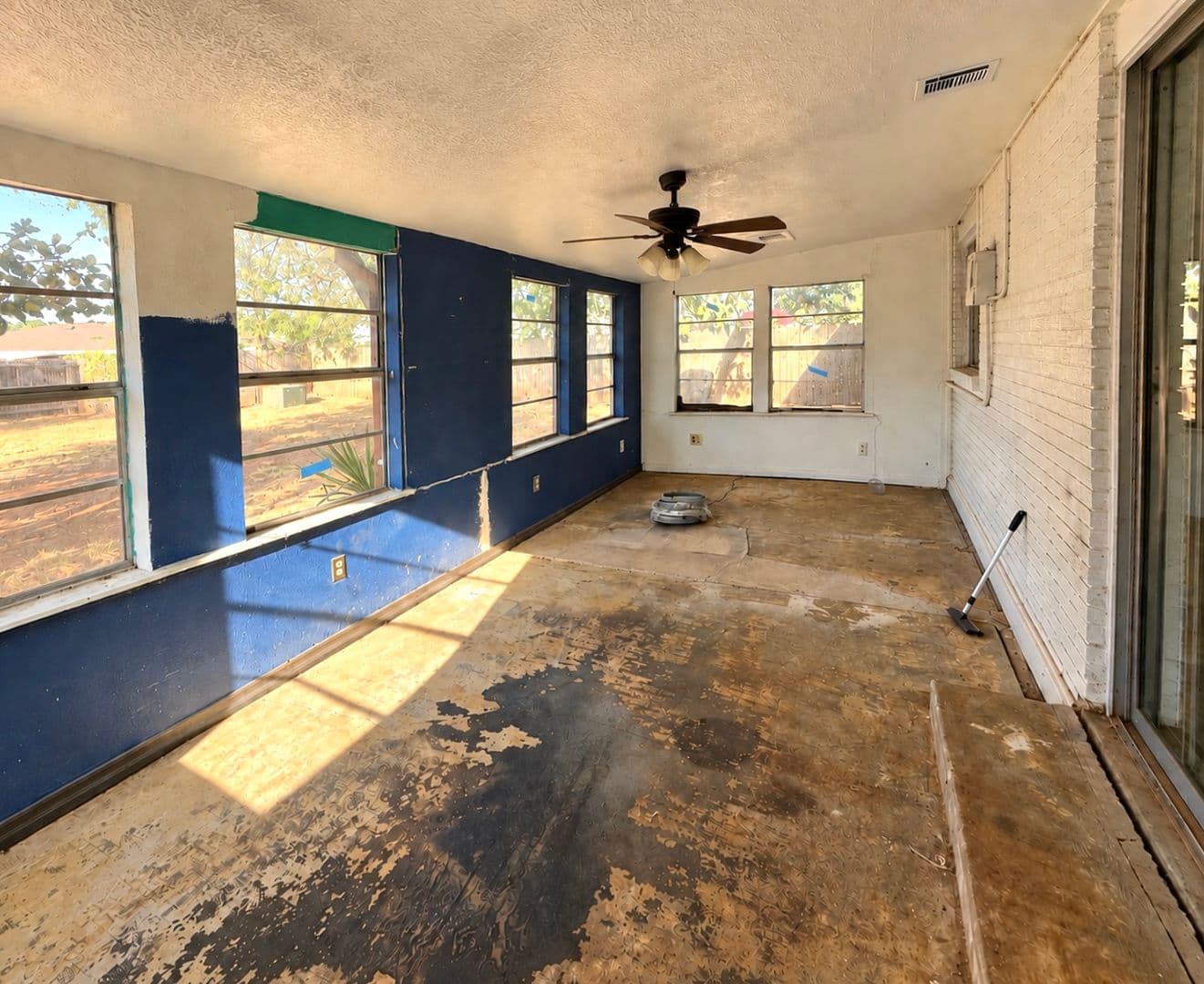 Lawton House: 4629 SE Brighton Pl