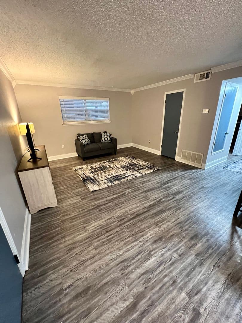 Lawton Apartment: 2310 NW Terrace Hills Blvd