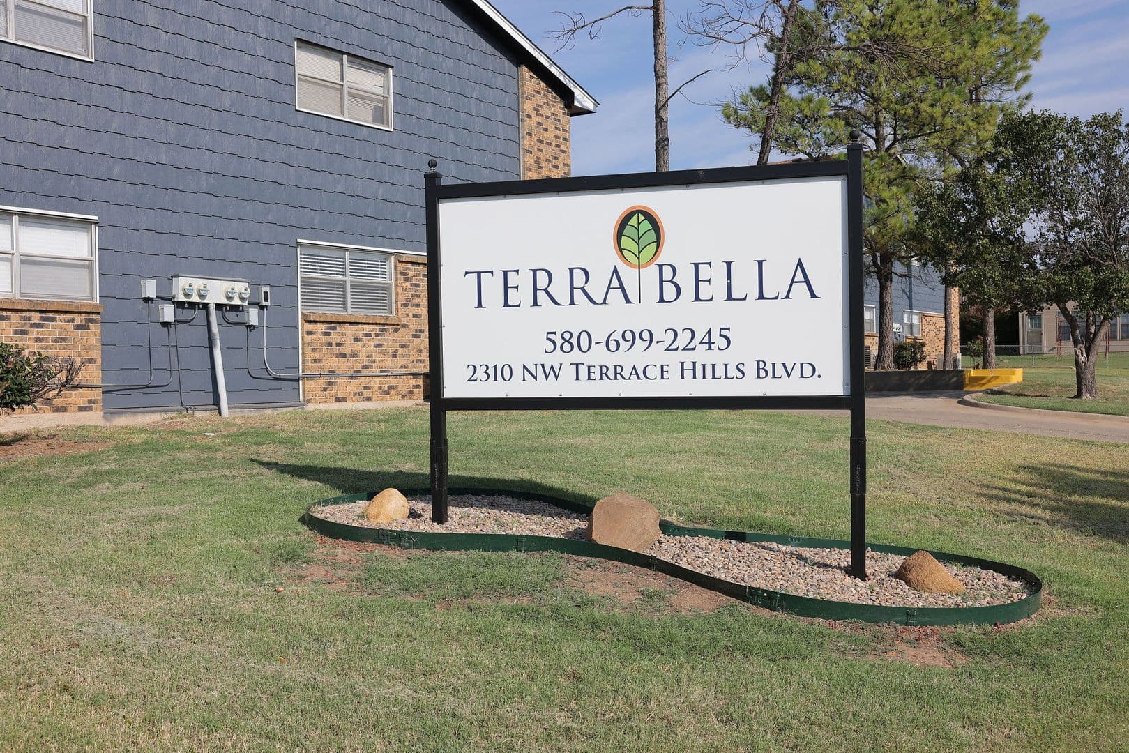 Lawton Apartment: 2310 NW Terrace Hills Blvd