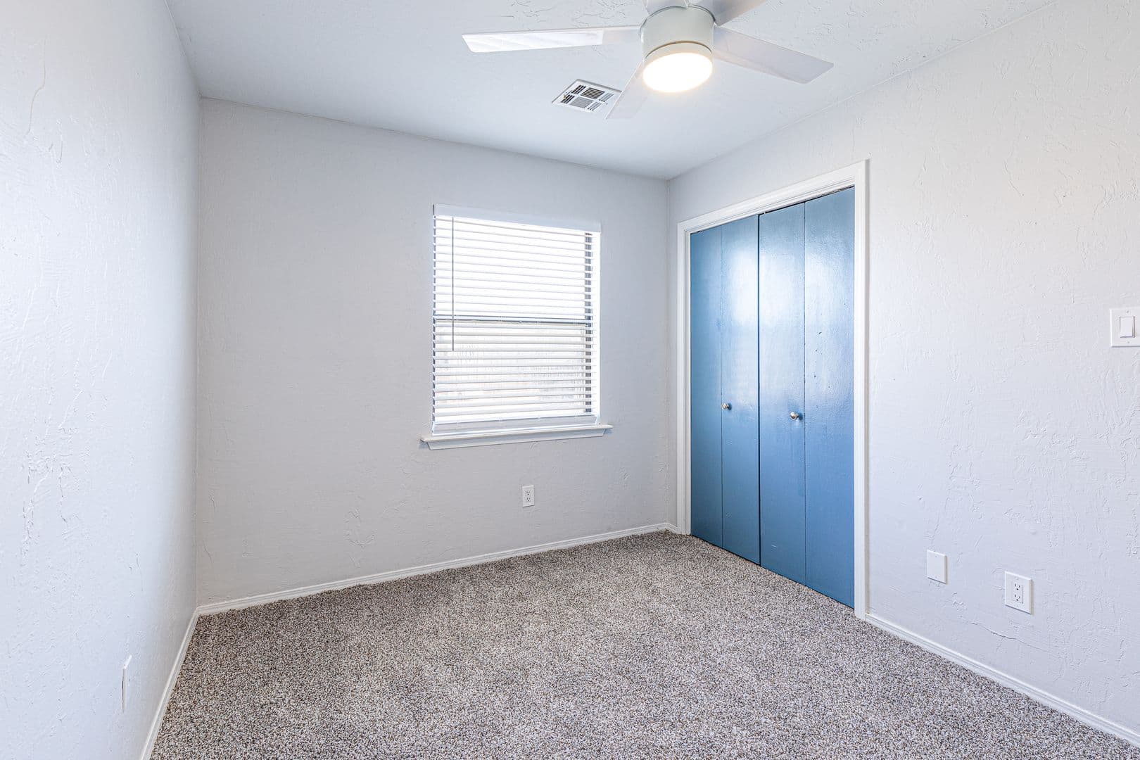 Lawton Apartment: 4038 NW Ozmun Ave - 4038-D