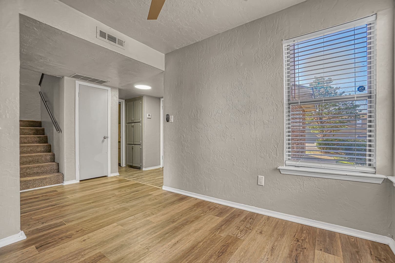 Lawton Apartment: 4021 B NW Ozmun Ave - 4021-B