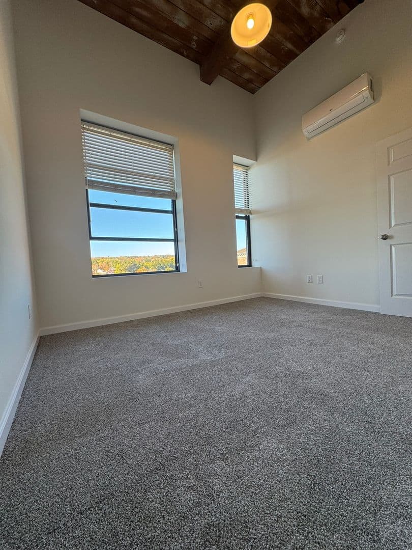 Ansonia Apartment: 153 Main Street