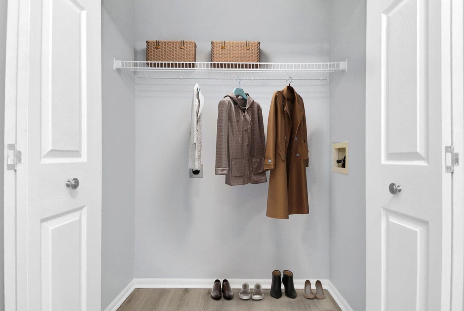 Columbus Apartment: 833 Misty Hollow Lane