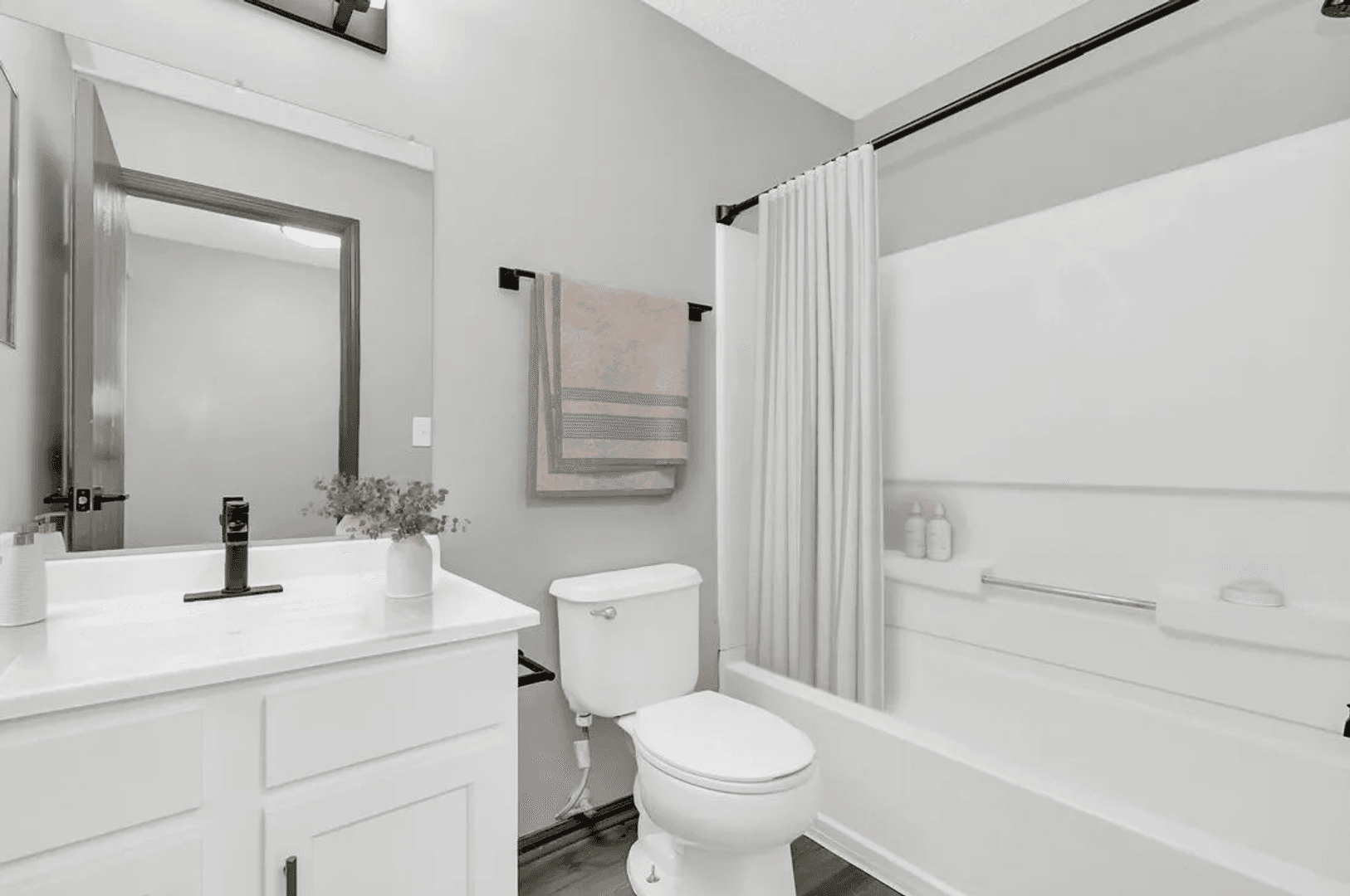 Columbus Apartment: 5400 Diamond Loch