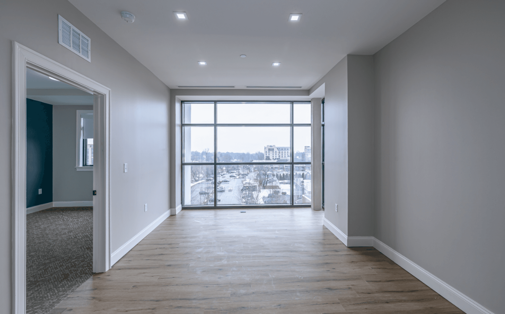 West Hartford Apartment: 920 Farmington Avenue