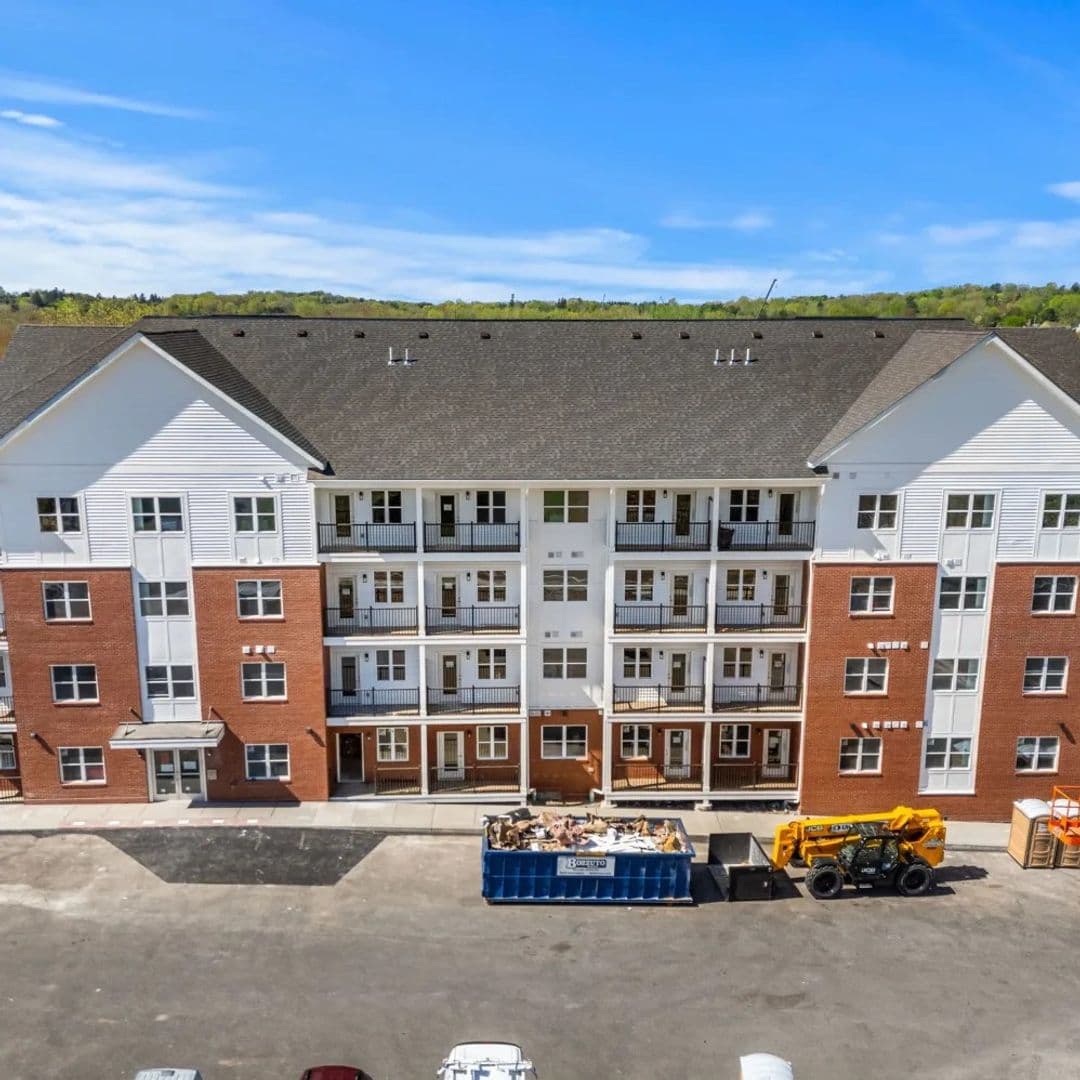 Meriden Apartment: 105 Pomeroy Ave,