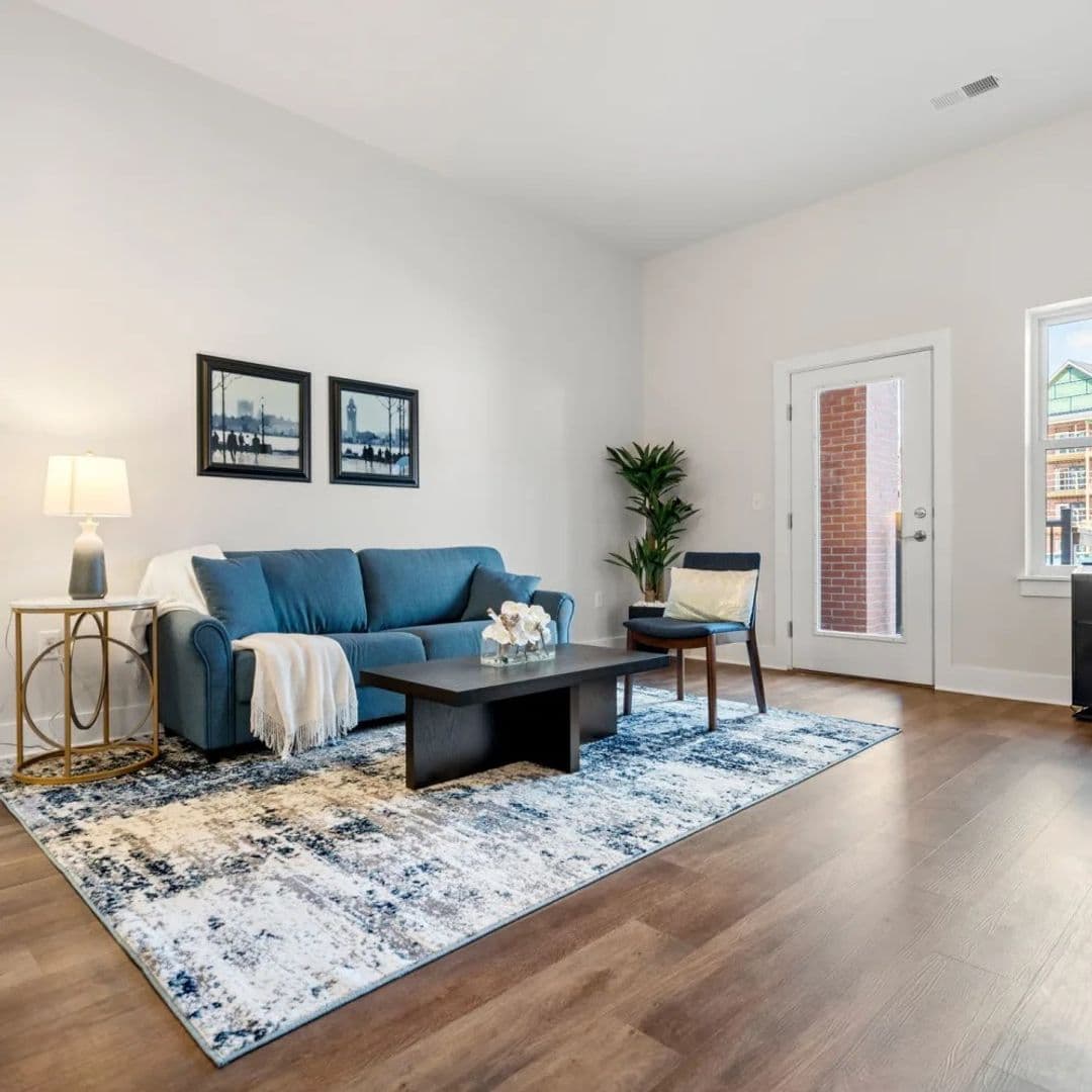 Meriden Apartment: 105 Pomeroy Ave,