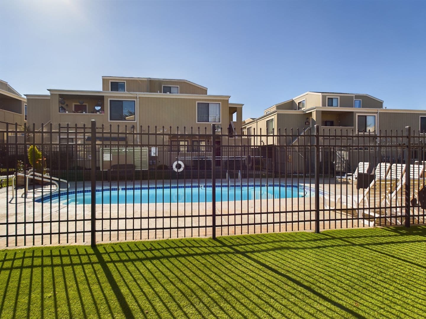 Monterey Condo: 820 Casanova Ave #78
