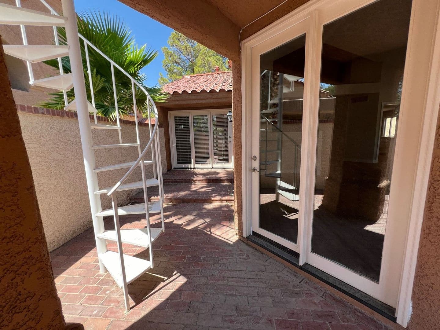 Las Vegas House: 7407 Mission Hills Dr