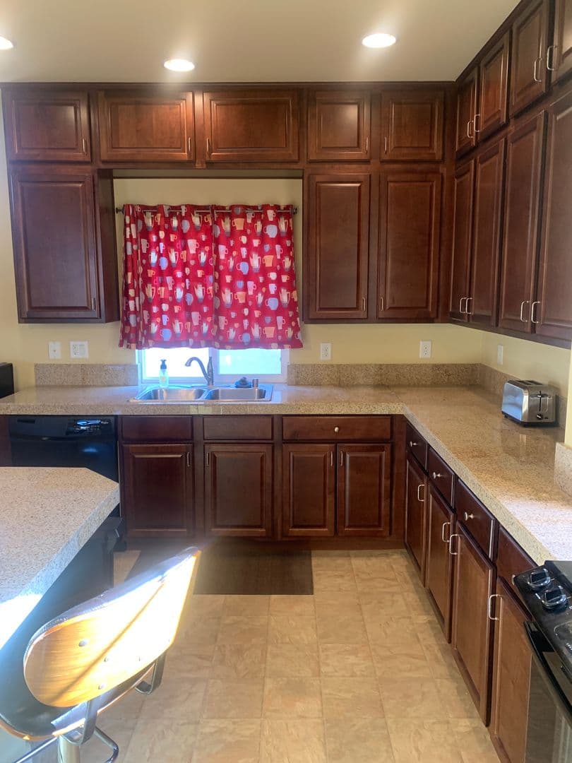 Las Vegas House: 5895 Mendocino Hill Avenue