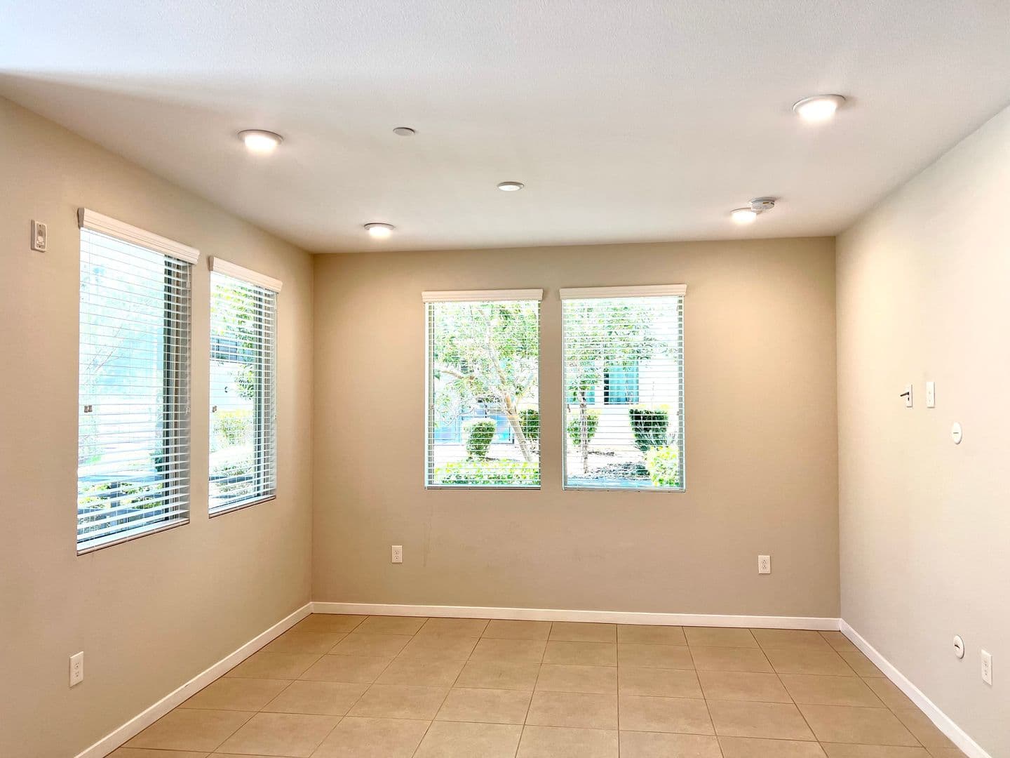 Las Vegas Condo: 11237 Rainbow Peak Ave 105