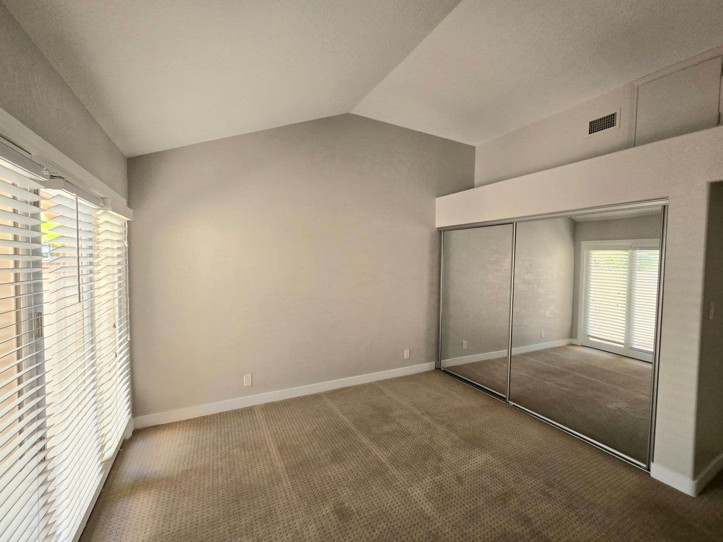 Las Vegas House: 7407 Mission Hills Dr