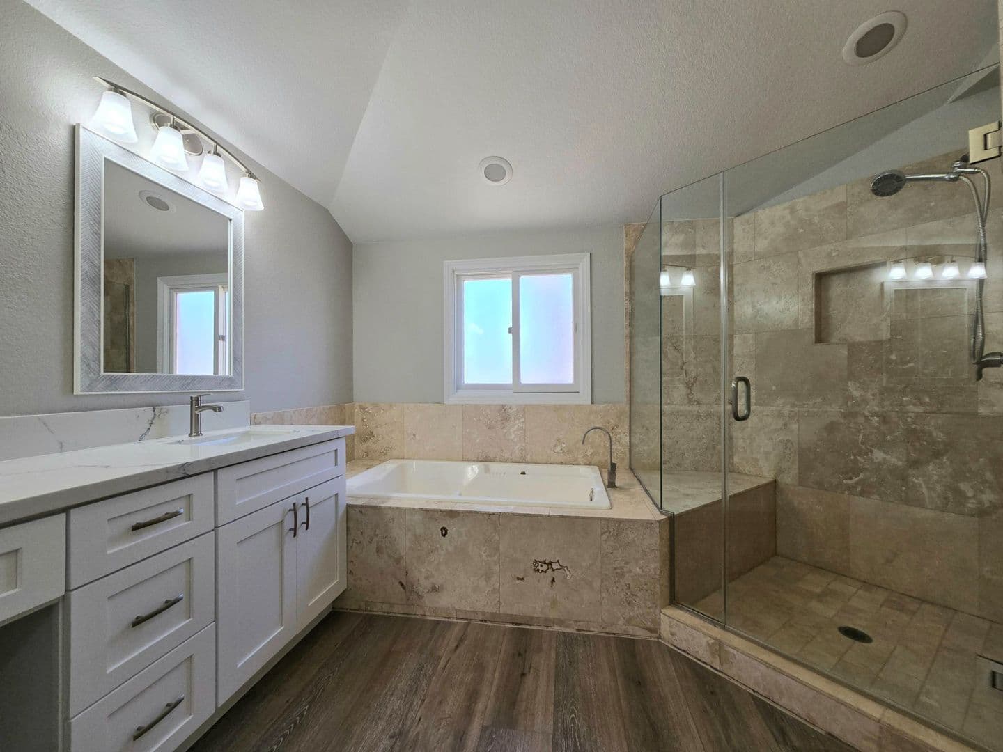 Las Vegas House: 7407 Mission Hills Dr