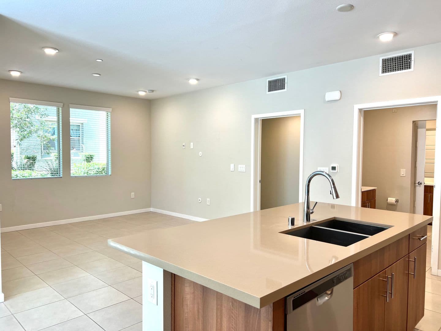 Las Vegas Condo: 11237 Rainbow Peak Ave 105