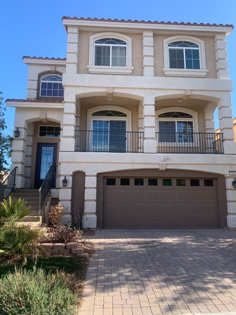 Las Vegas House: 5895 Mendocino Hill Avenue