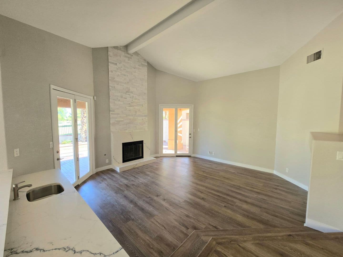 Las Vegas House: 7407 Mission Hills Dr