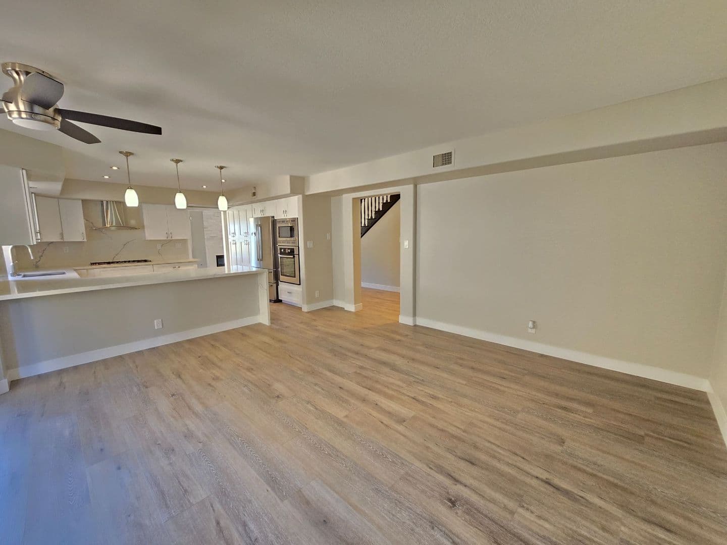 Las Vegas House: 7407 Mission Hills Dr