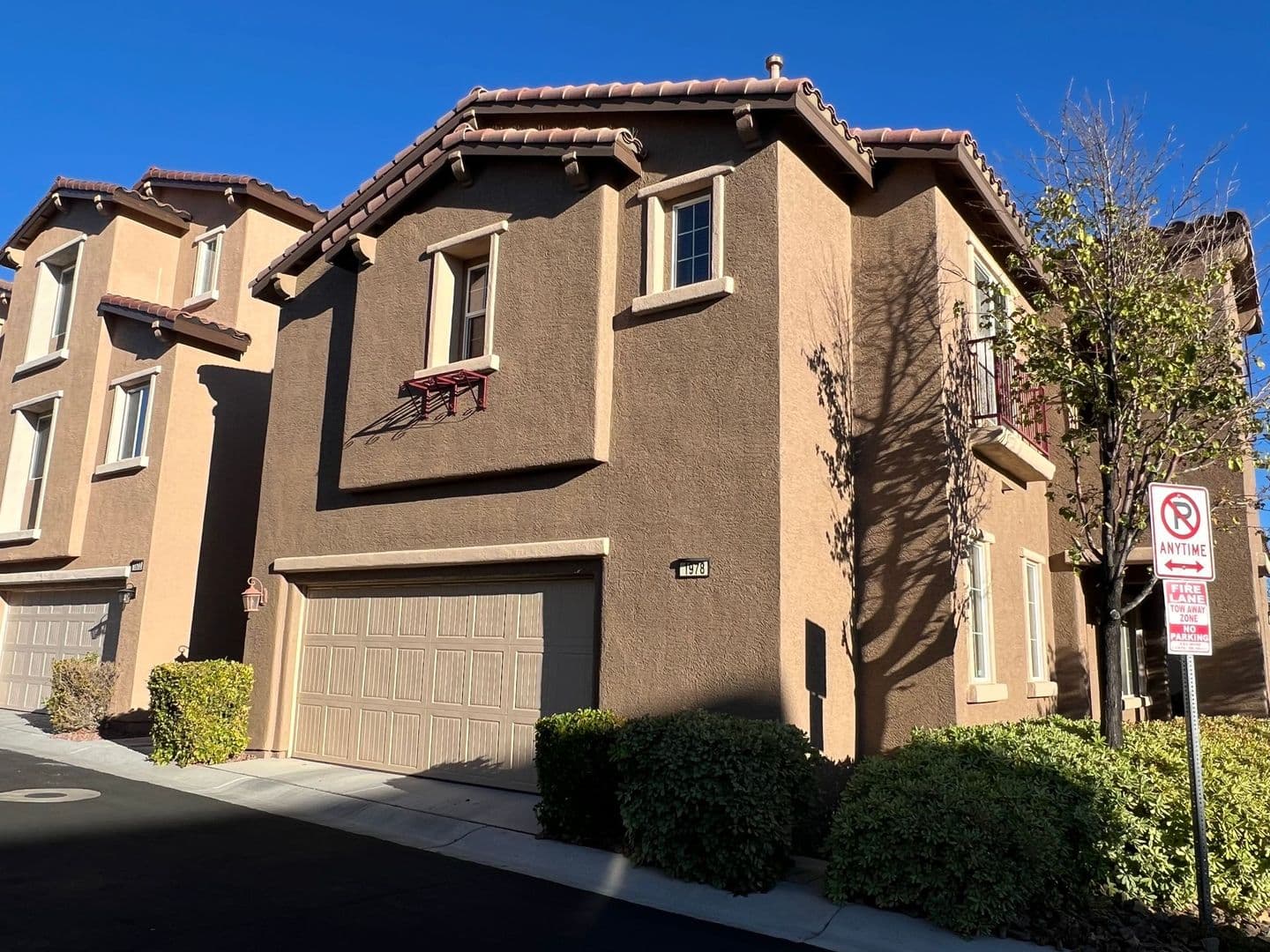 Las Vegas House: 1978 Hollywell St.