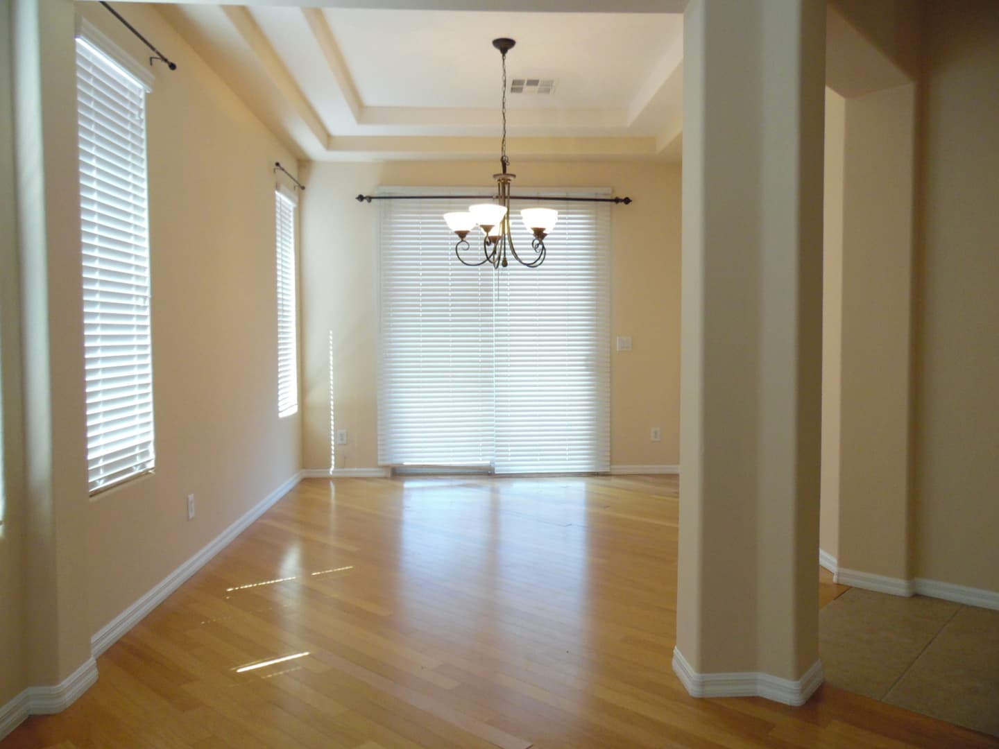 Las Vegas House: 5113 Ackaburg Ct.