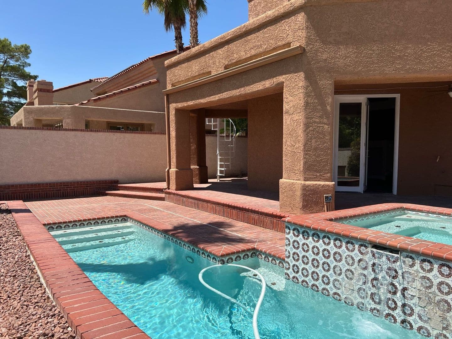 Las Vegas House: 7407 Mission Hills Dr