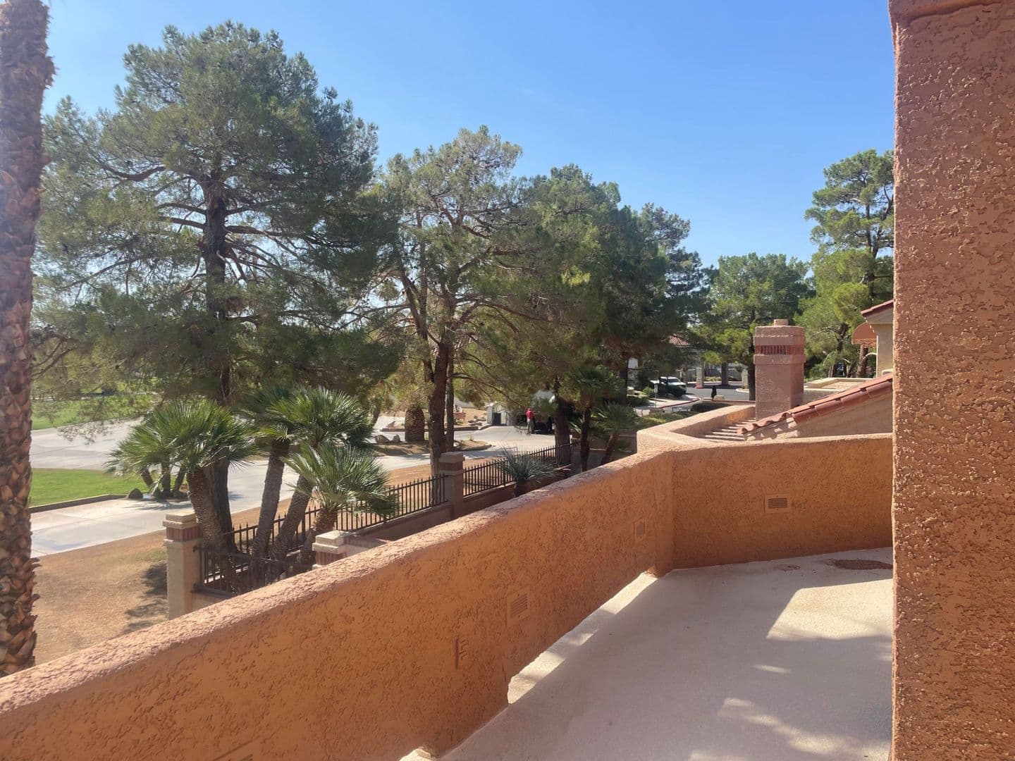 Las Vegas House: 7407 Mission Hills Dr