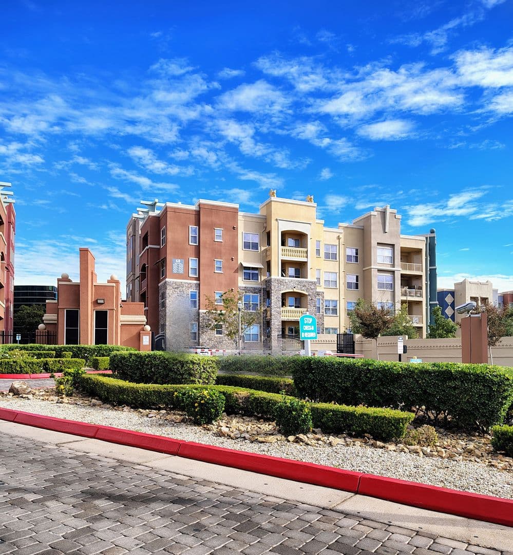 Las Vegas Condo: 32 E. Serene Ave. #104