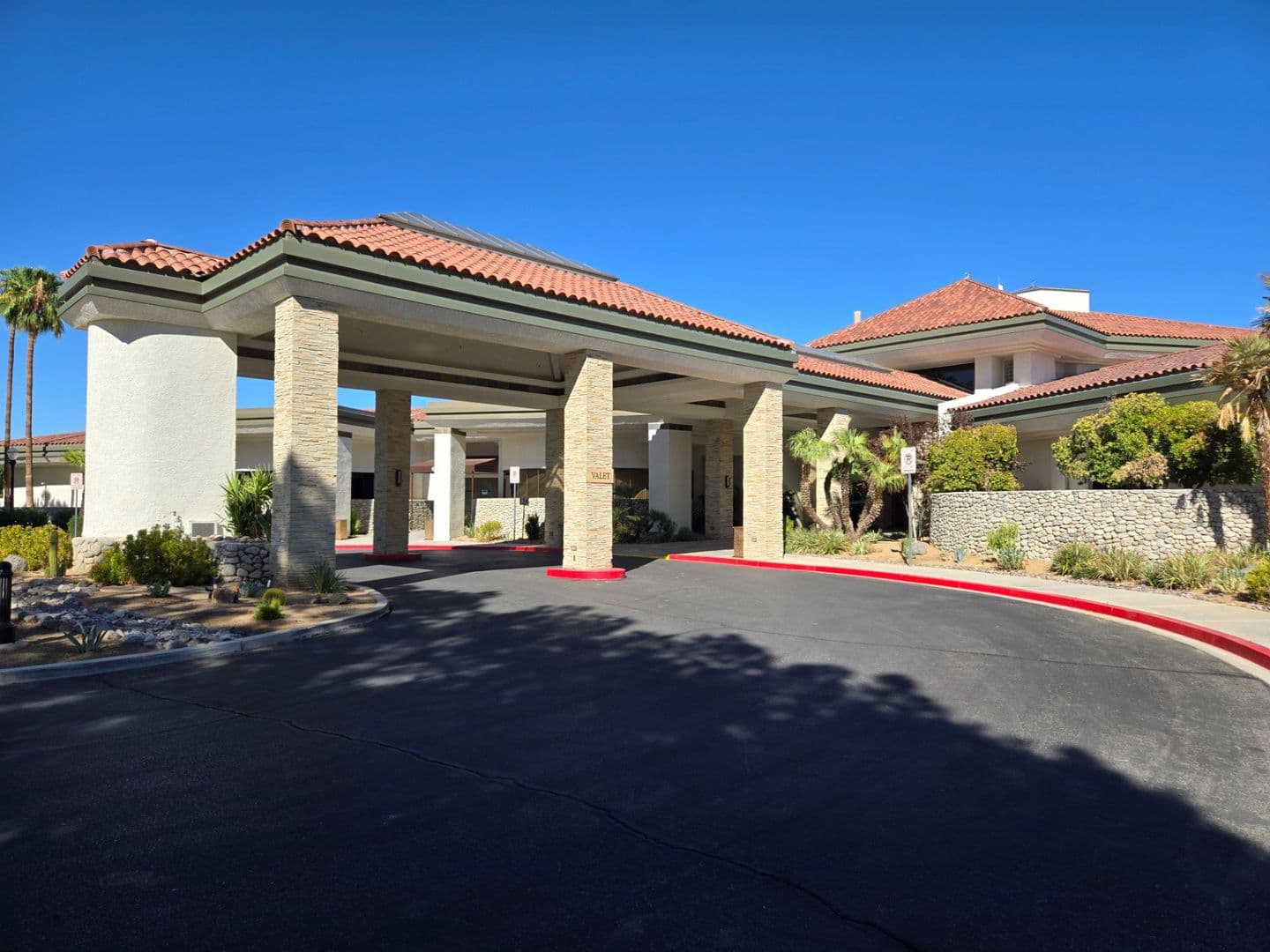 Las Vegas House: 7407 Mission Hills Dr