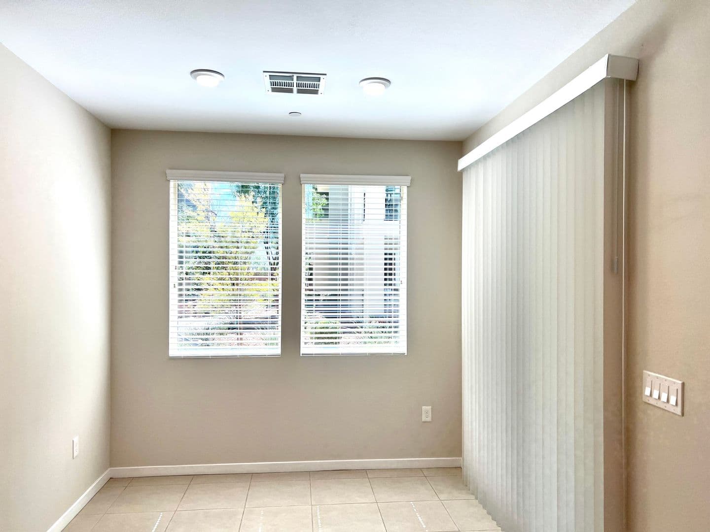 Las Vegas Condo: 11237 Rainbow Peak Ave 105