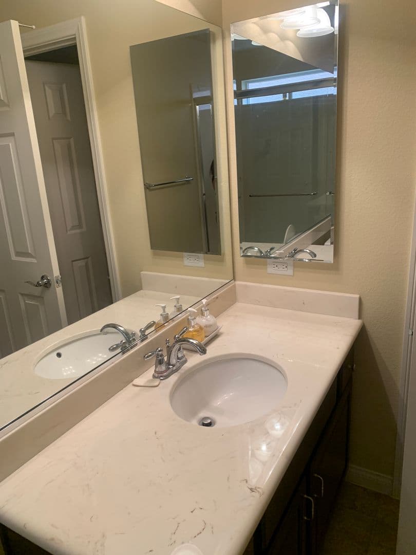 Las Vegas House: 5895 Mendocino Hill Avenue