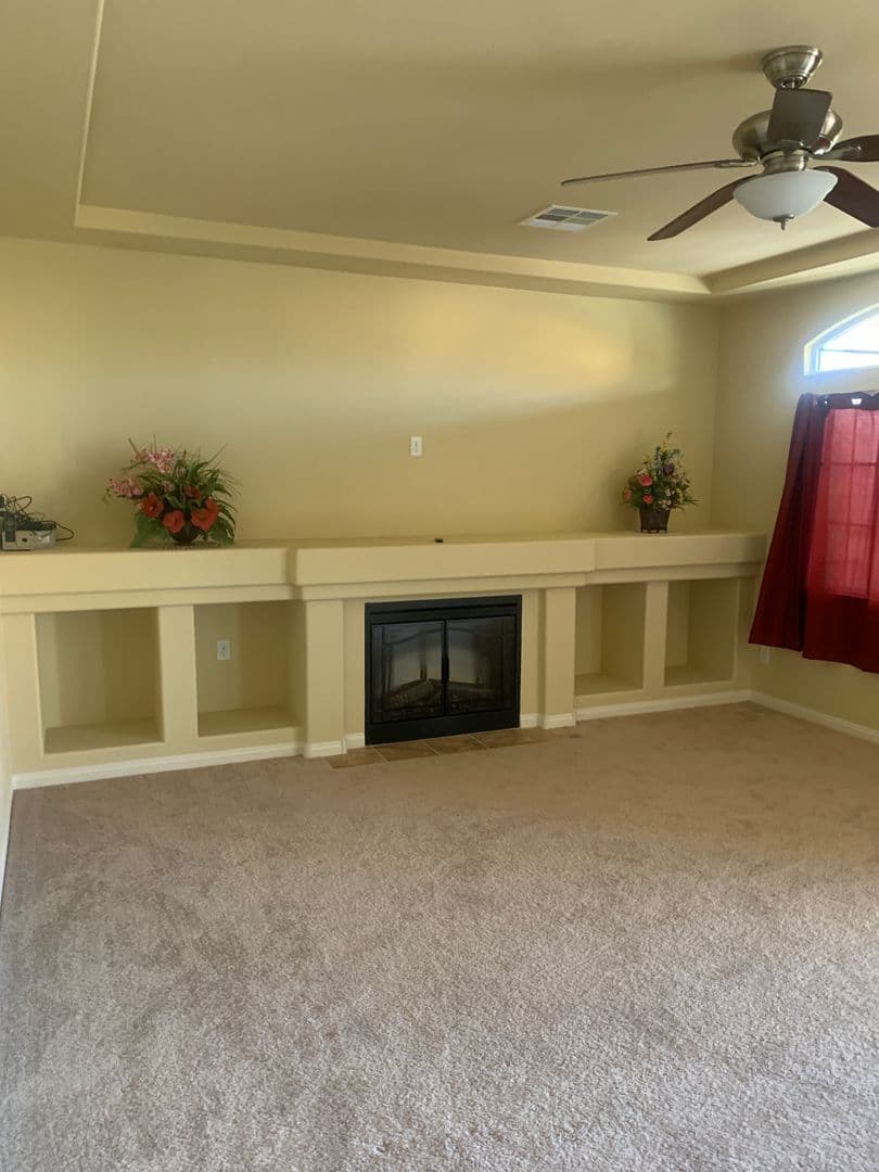 Las Vegas House: 5895 Mendocino Hill Avenue