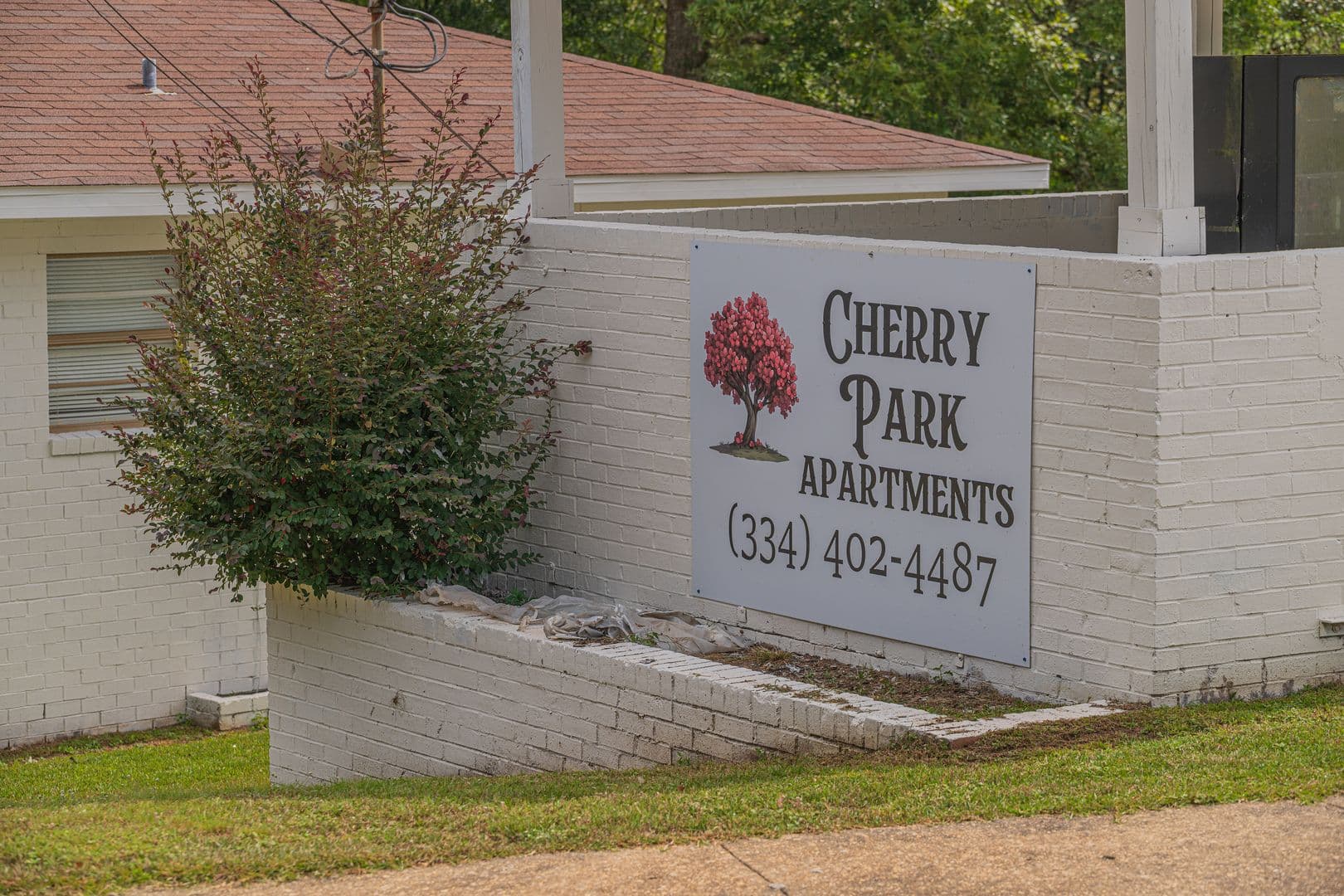Monroeville Apartment: 530 Cecil Ln