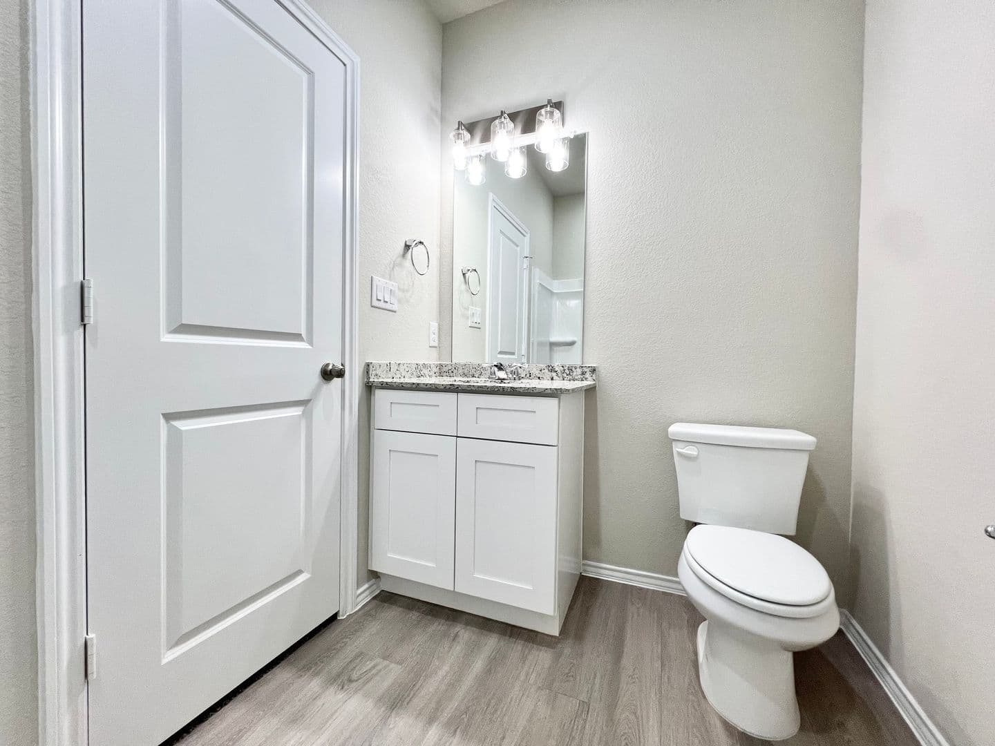 Burleson House: 3501 E Renfro #202