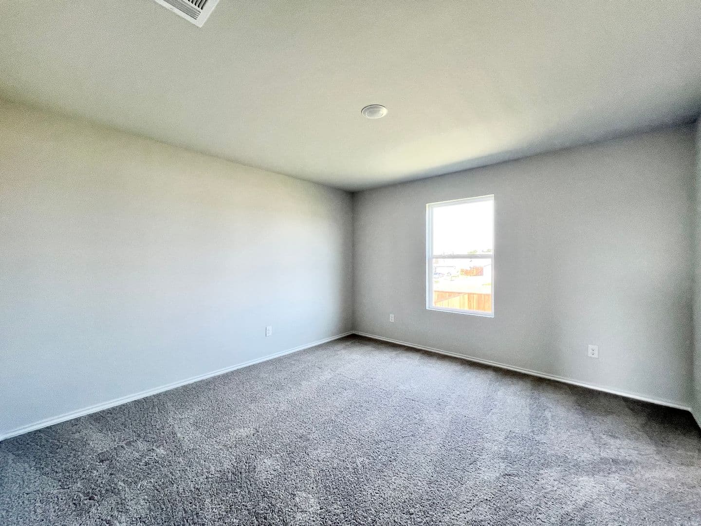 Cleburne House: 825 Eagles Nest