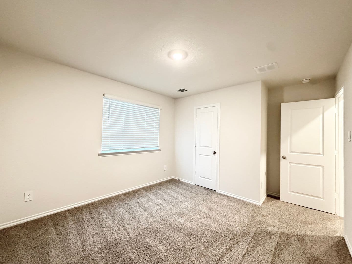Canton House: 109 Buck Branch Ln