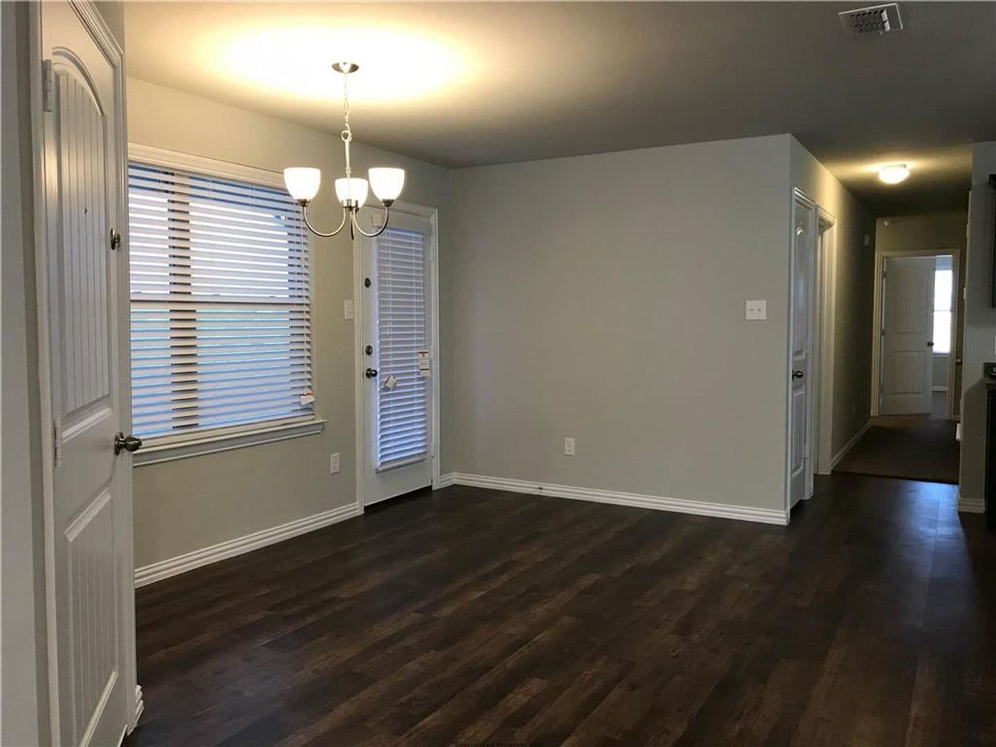 Fort Worth House: 769 River Hill Ln