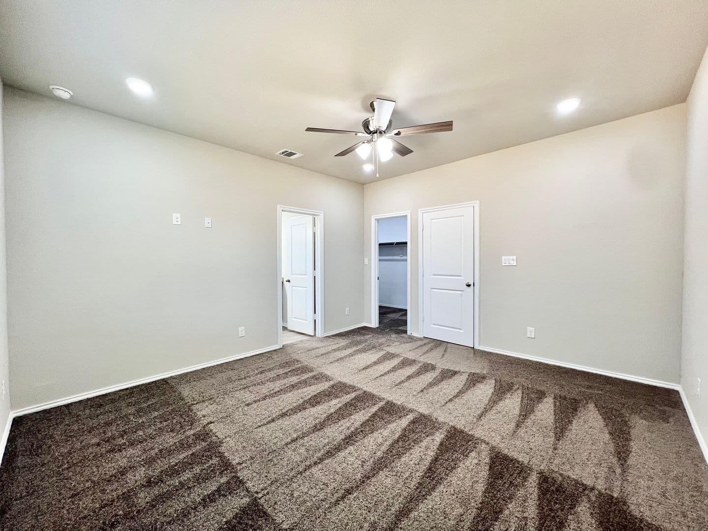 Burleson House: 3501 E Renfro #202